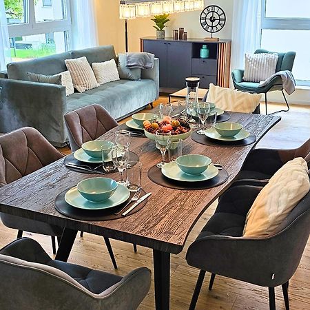 Relaxrefugium Luxus - Kueche, Arbeitsplaetze, Stellplatz & Komfort Fuer Bis 6 Gaeste Königs Wusterhausen Dış mekan fotoğraf